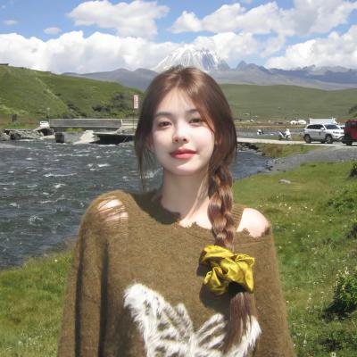 弯曲幸运草