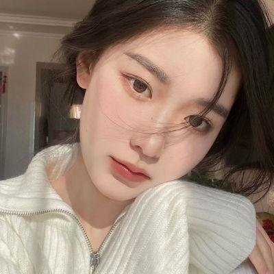拳头在哭泣